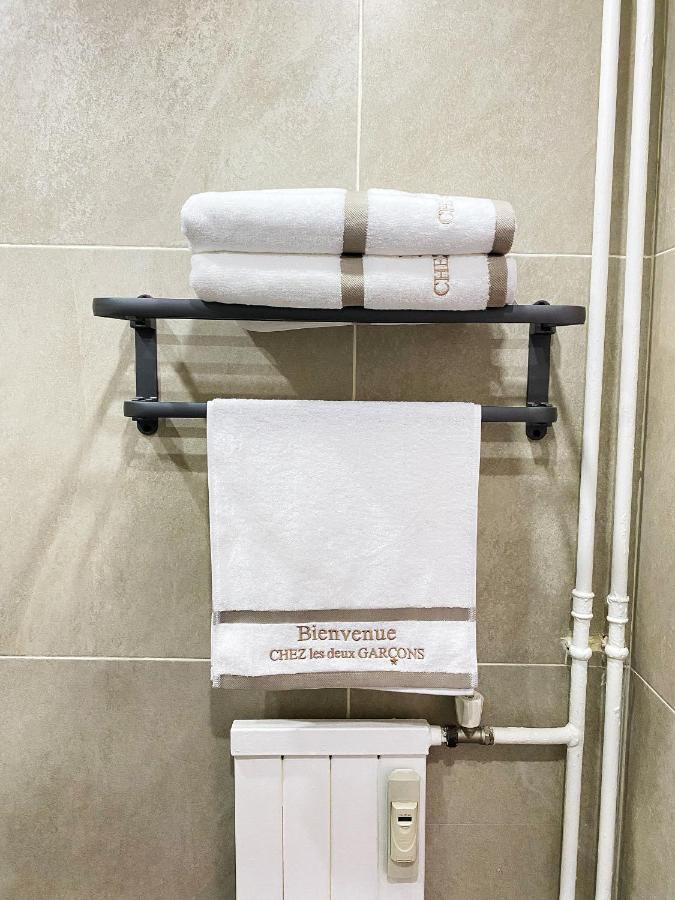 モンルージュChez Les Deux Garconsアパートメント エクステリア 写真